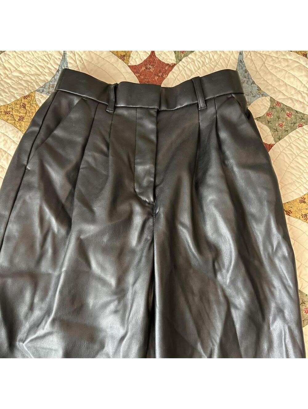 Abercrombie & Fitch black vegan high waisted pleated leather trousers Size XS - Picture 3 of 6